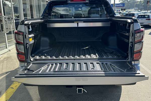 2024 Isuzu D-MAX X-TERRAIN 4X4
