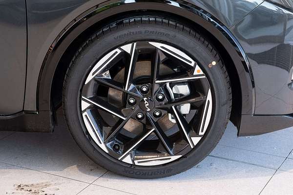 2025 Kia K4 GT-Line CL4m