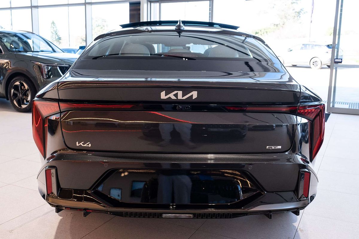2025 Kia K4 GT-Line CL4m