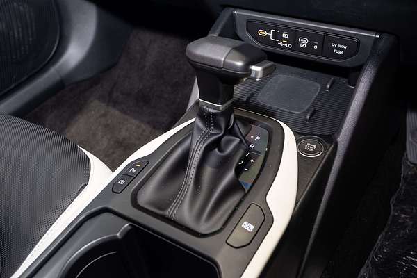2025 Kia K4 GT-Line CL4m