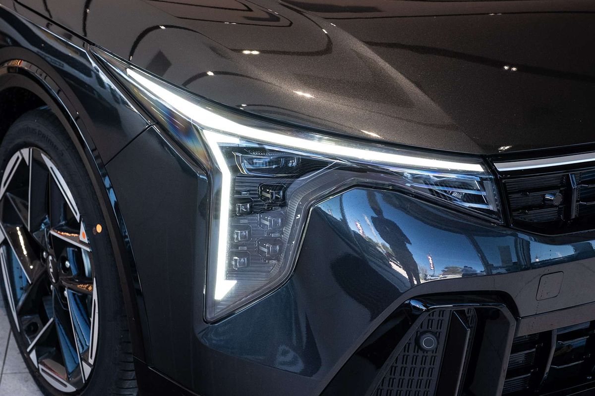 2025 Kia K4 GT-Line CL4m
