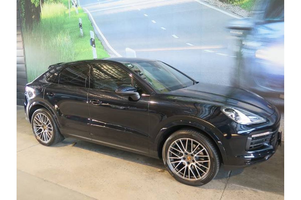 2023 Porsche Cayenne PLATINUM EDITION 9YB