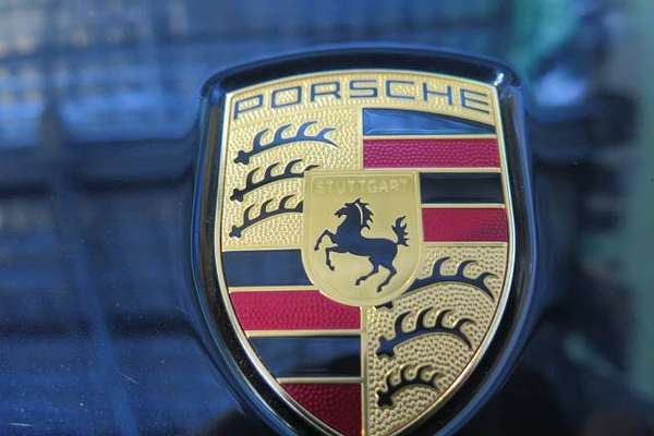 2023 Porsche Cayenne PLATINUM EDITION 9YB