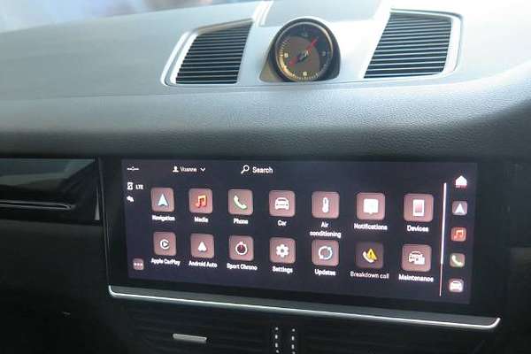 2023 Porsche Cayenne PLATINUM EDITION 9YB