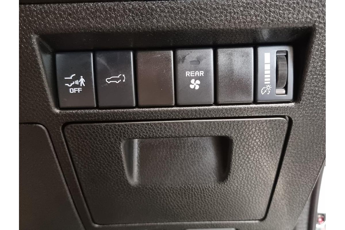 2024 Isuzu MU-X LS-U