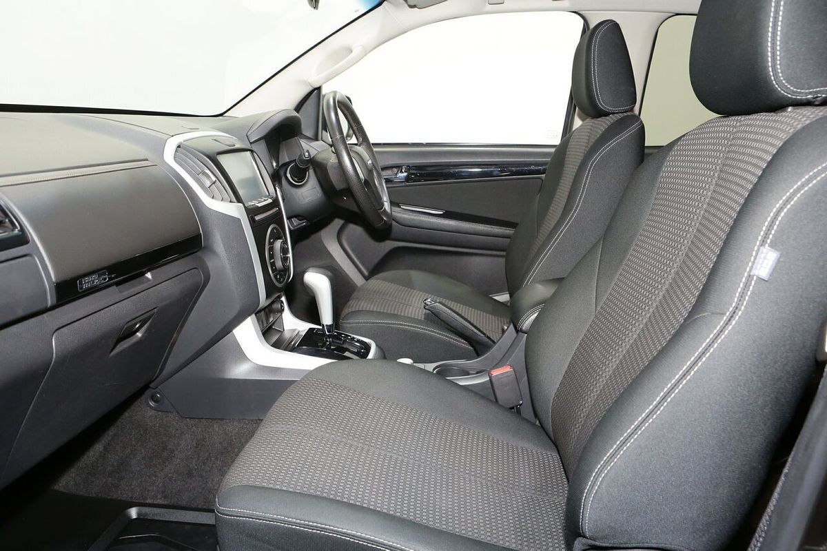 2021 Isuzu MU-X LS-U
