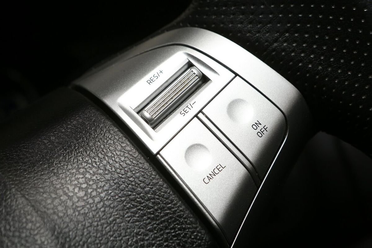 2021 Isuzu MU-X LS-U