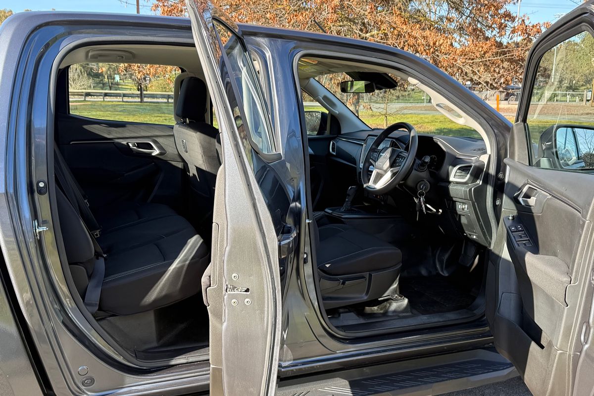 2021 Isuzu D-MAX LS-M 4X4
