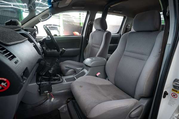 2010 Toyota Hilux SR KUN26R 4X4