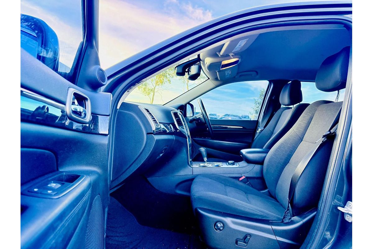 2011 Jeep Grand Cherokee Laredo WK