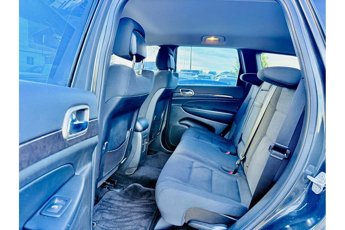 2011 Jeep Grand Cherokee Laredo WK