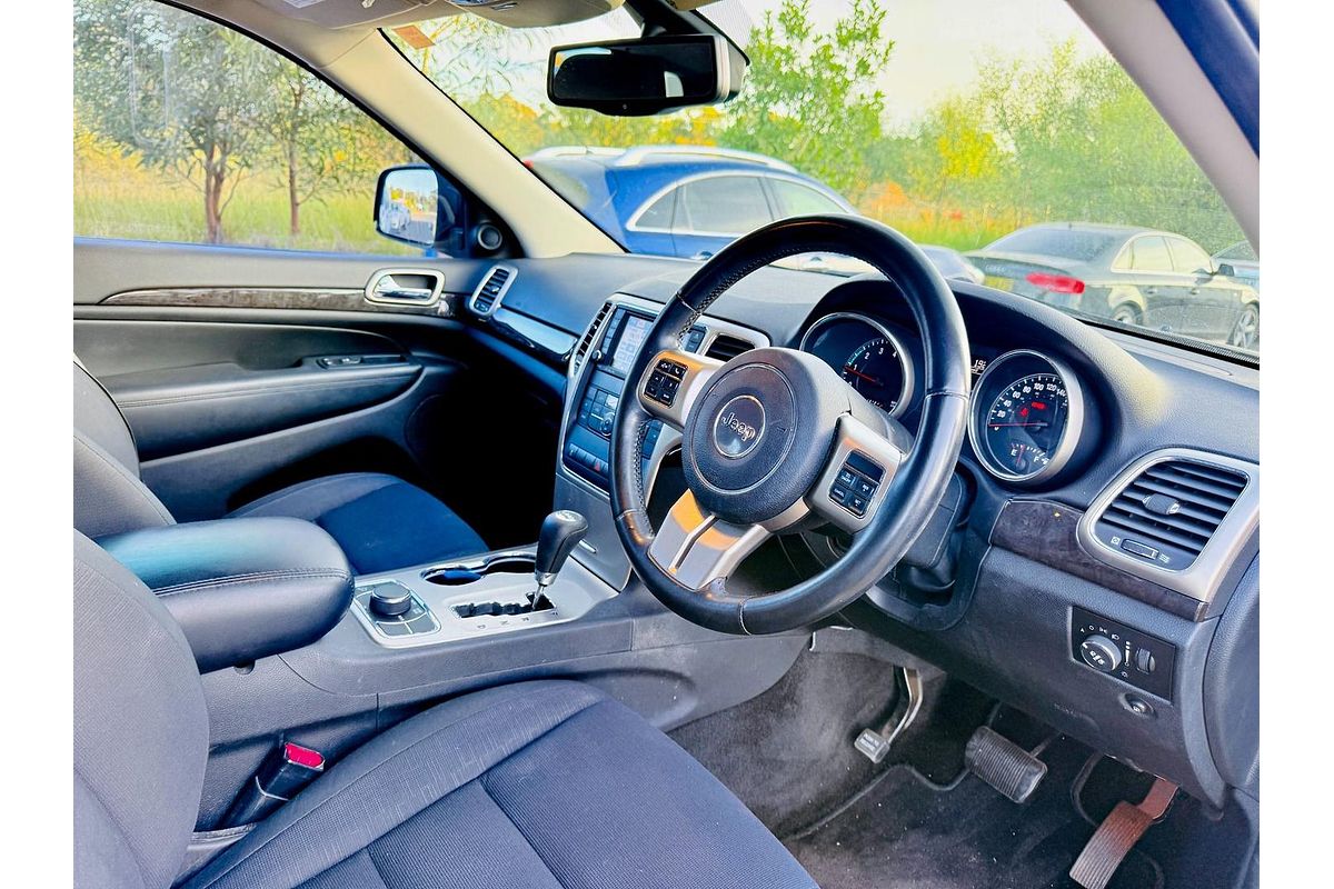 2011 Jeep Grand Cherokee Laredo WK