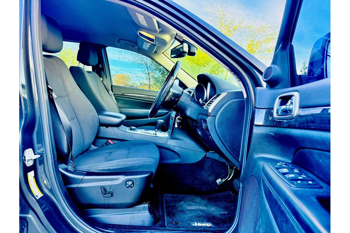 2011 Jeep Grand Cherokee Laredo WK