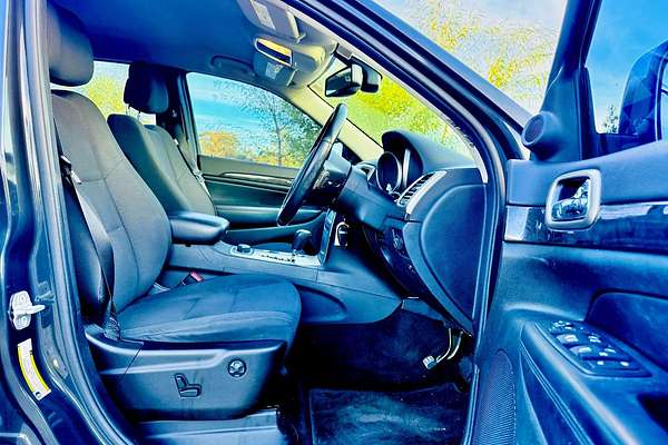 2011 Jeep Grand Cherokee Laredo WK