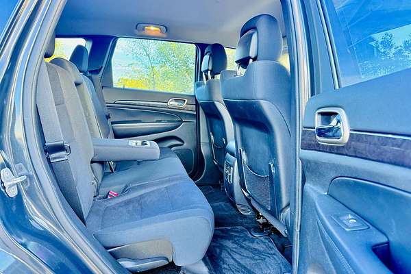 2011 Jeep Grand Cherokee Laredo WK