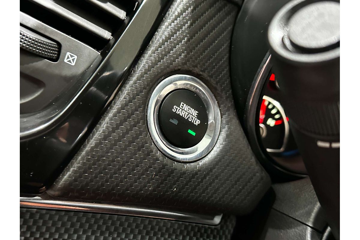 2016 Holden Commodore SV6 Black VF Series II