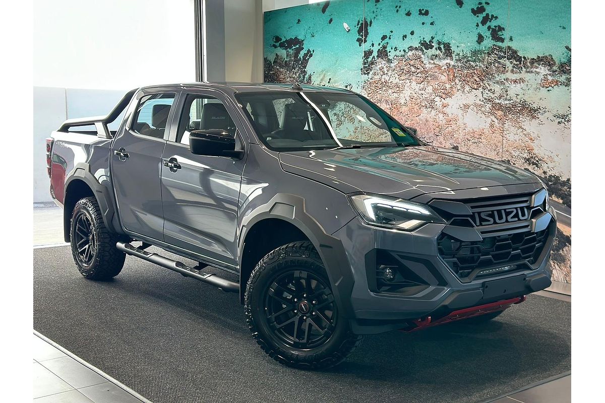 2025 Isuzu D-MAX BLADE 4X4