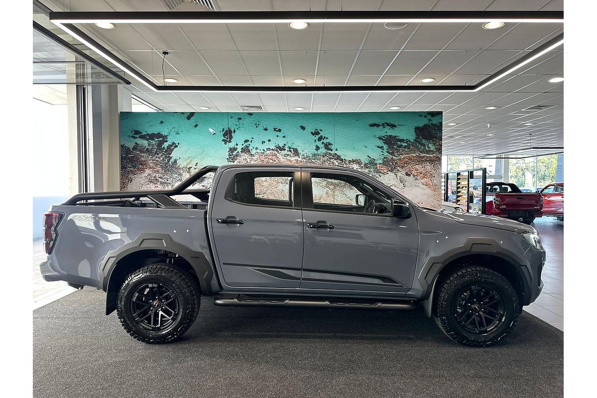 2025 Isuzu D-MAX BLADE 4X4