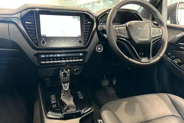 2025 Isuzu D-MAX BLADE 4X4