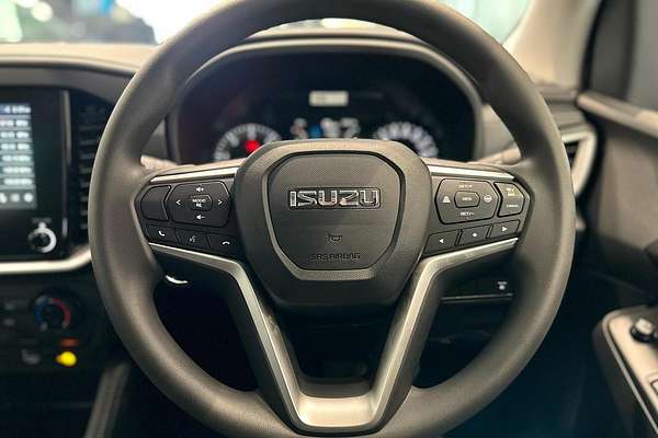 2025 Isuzu MU-X LS-M