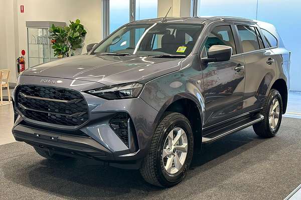 2025 Isuzu MU-X LS-M