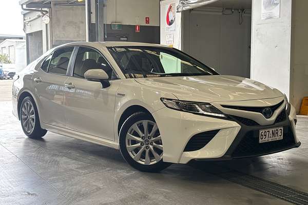 2020 Toyota Camry Ascent Sport