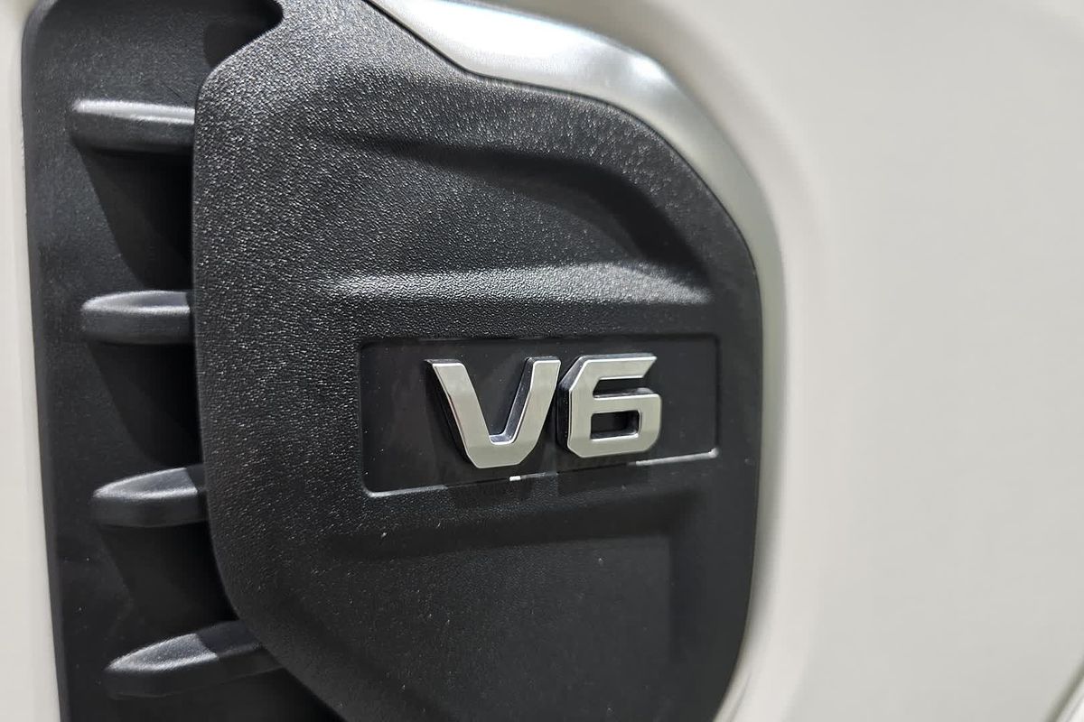 2024 Ford Everest Platinum 3.0L