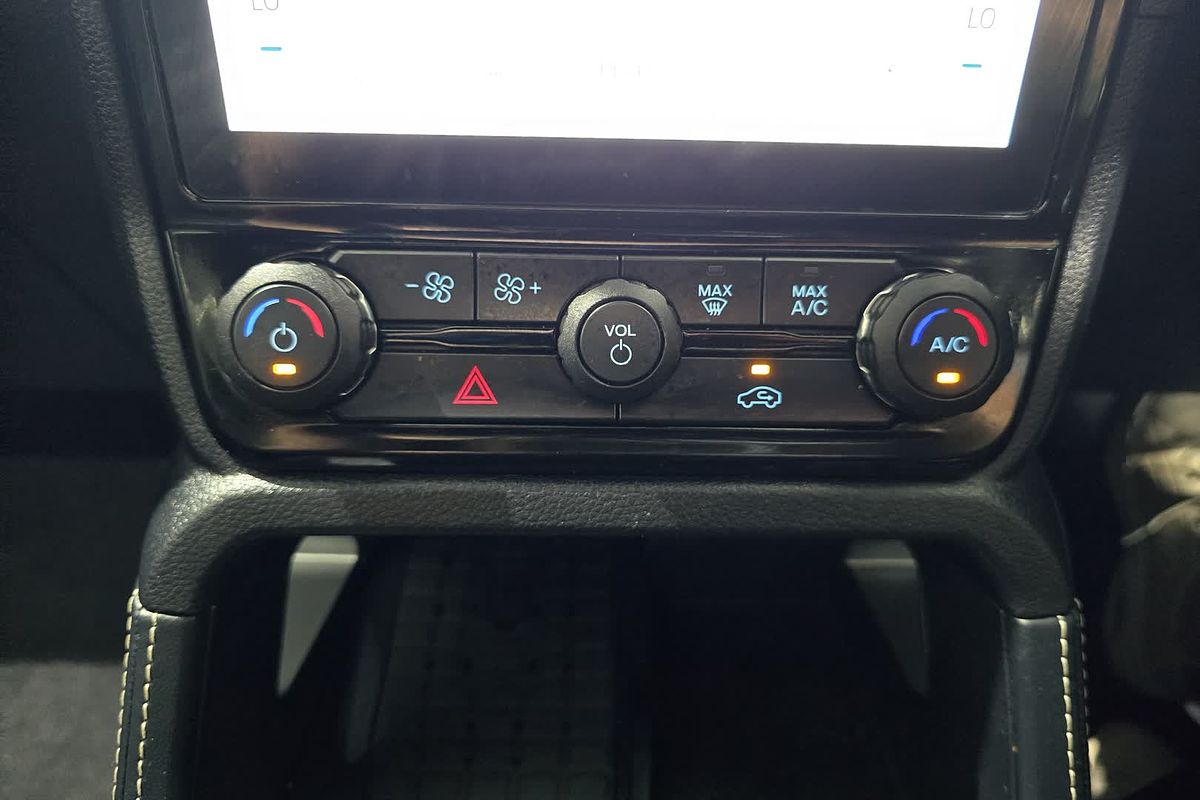 2024 Ford Everest Platinum 3.0L