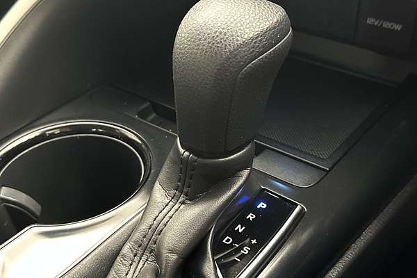 2018 Toyota Camry Ascent Sport AXVH71R