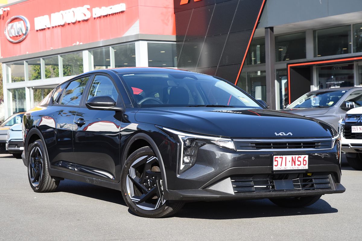 2025 Kia K4 Sport CL4m