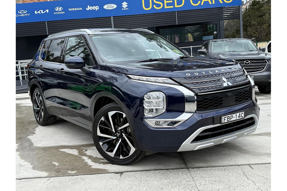 2023 Mitsubishi Outlander Exceed ZM