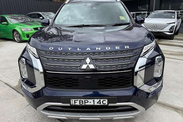 2023 Mitsubishi Outlander Exceed ZM