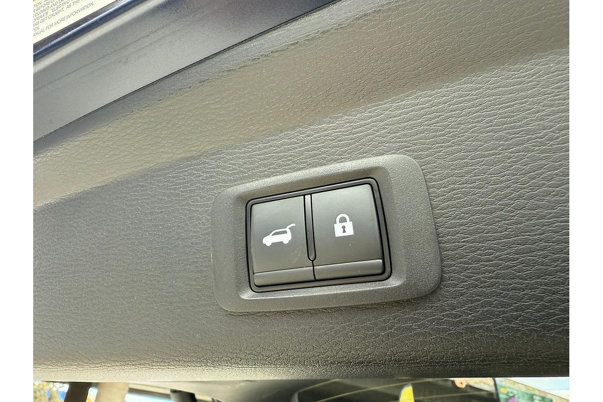 2023 Mitsubishi Outlander Exceed ZM