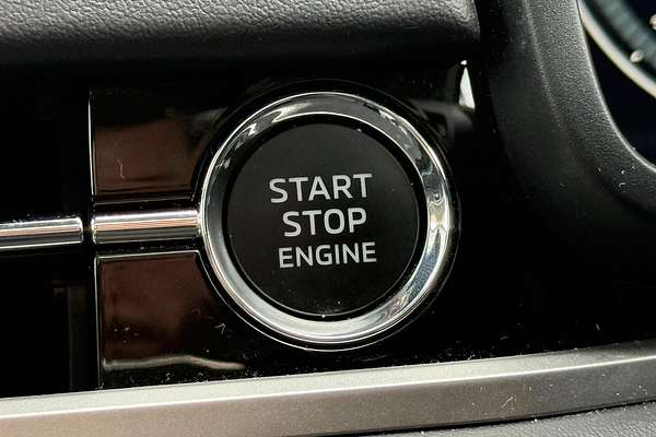2023 Mitsubishi Outlander Exceed ZM
