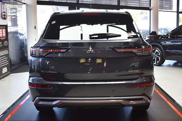 2025 Mitsubishi Outlander Exceed Tourer ZM