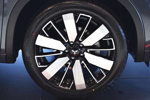 2025 Mitsubishi Outlander Exceed Tourer ZM