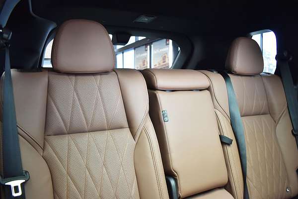 2025 Mitsubishi Outlander Exceed Tourer ZM