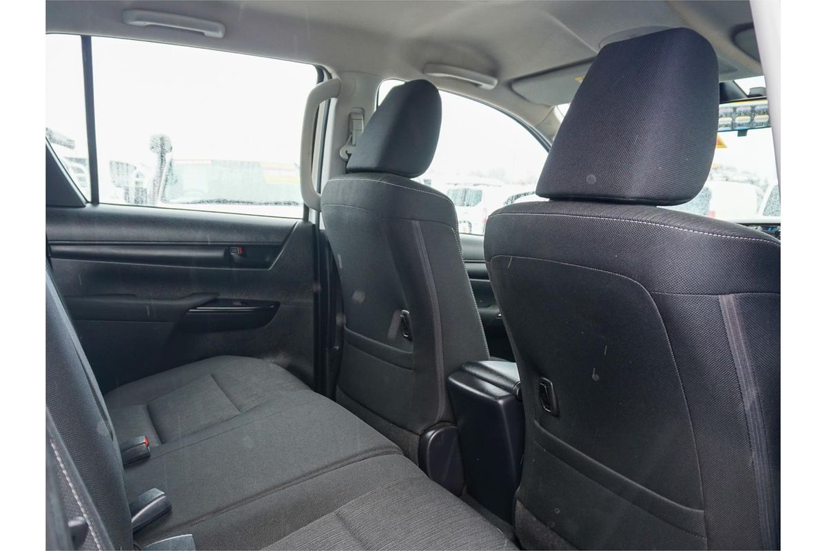 2021 Toyota Hilux SR GUN126R 4X4