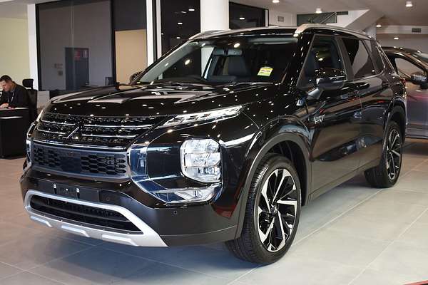2025 Mitsubishi Outlander PHEV Aspire ZM