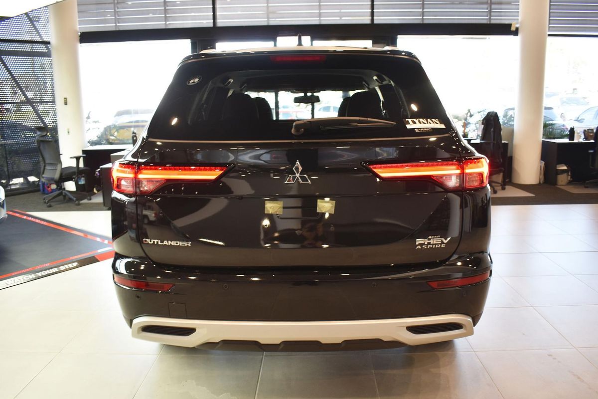 2025 Mitsubishi Outlander PHEV Aspire ZM