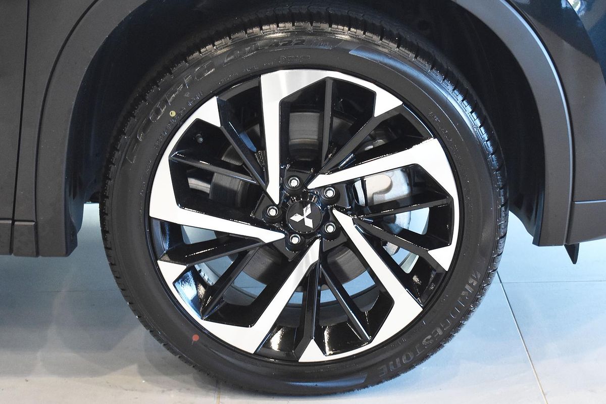 2025 Mitsubishi Outlander PHEV Aspire ZM