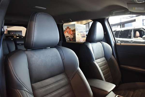2025 Mitsubishi Outlander PHEV Aspire ZM