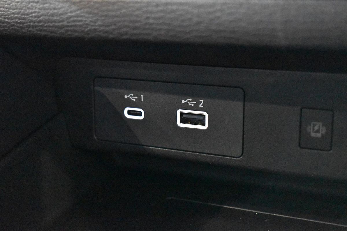 2025 Mitsubishi Outlander PHEV Aspire ZM