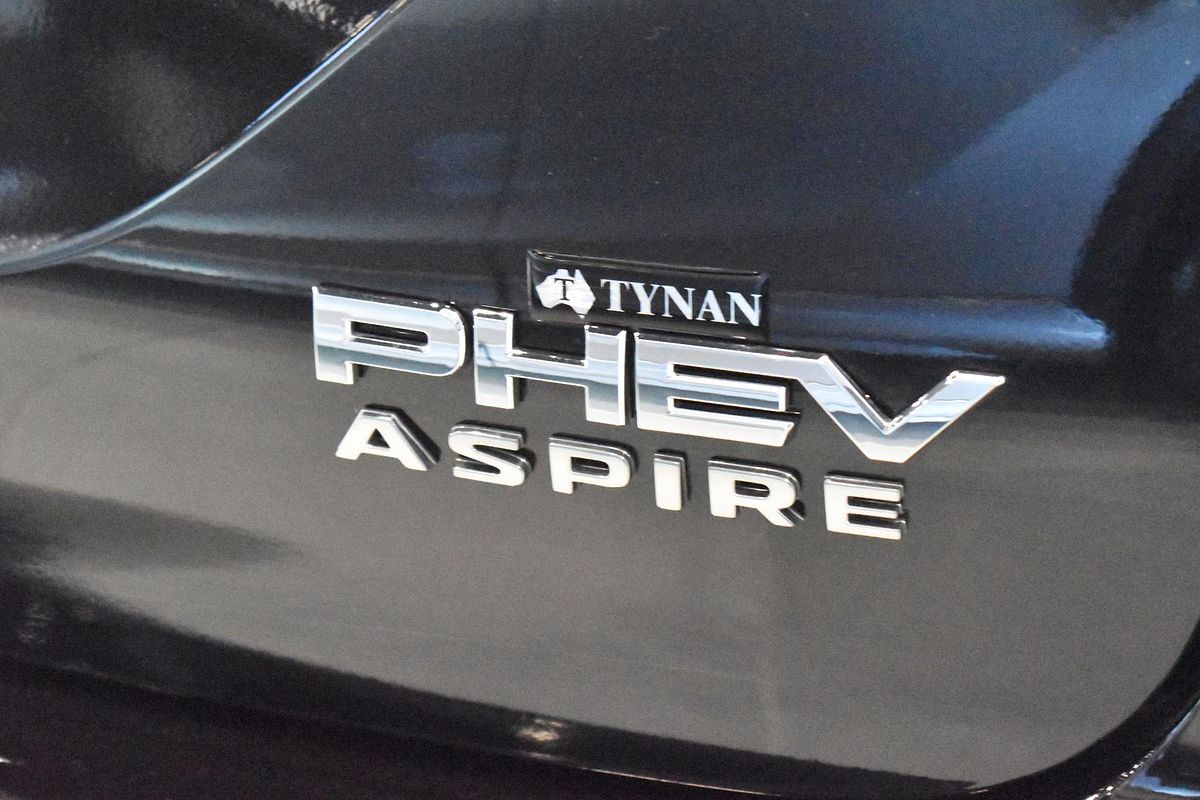 2025 Mitsubishi Outlander PHEV Aspire ZM