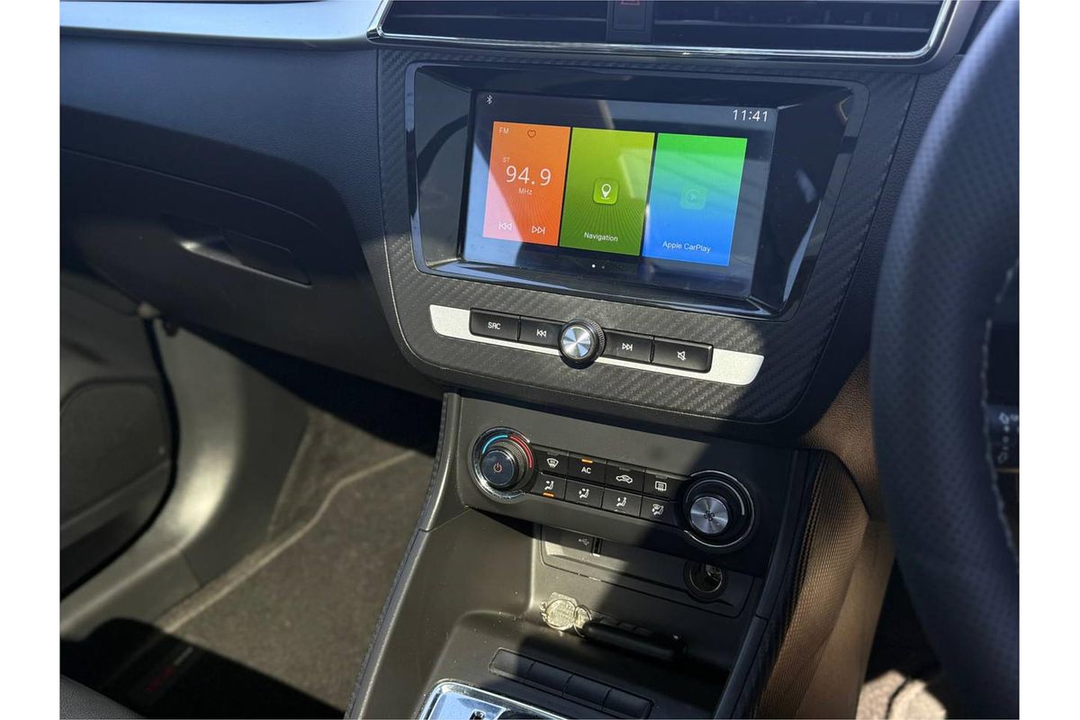 2019 MG ZS Essence AZS1