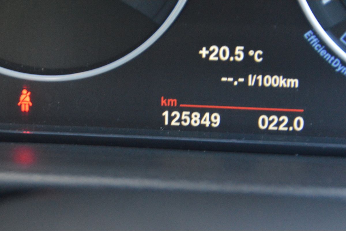 2015 BMW 3 Series 330i Luxury Line F30 LCI