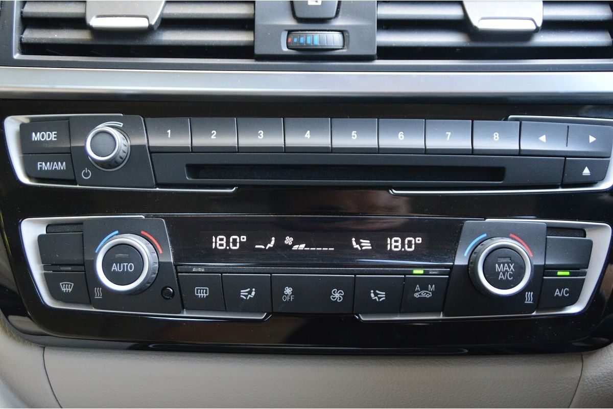 2015 BMW 3 Series 330i Luxury Line F30 LCI