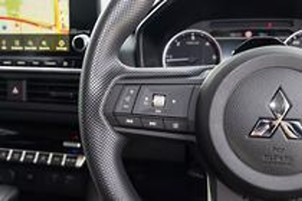2024 Mitsubishi Triton GLX+ MV 4X4