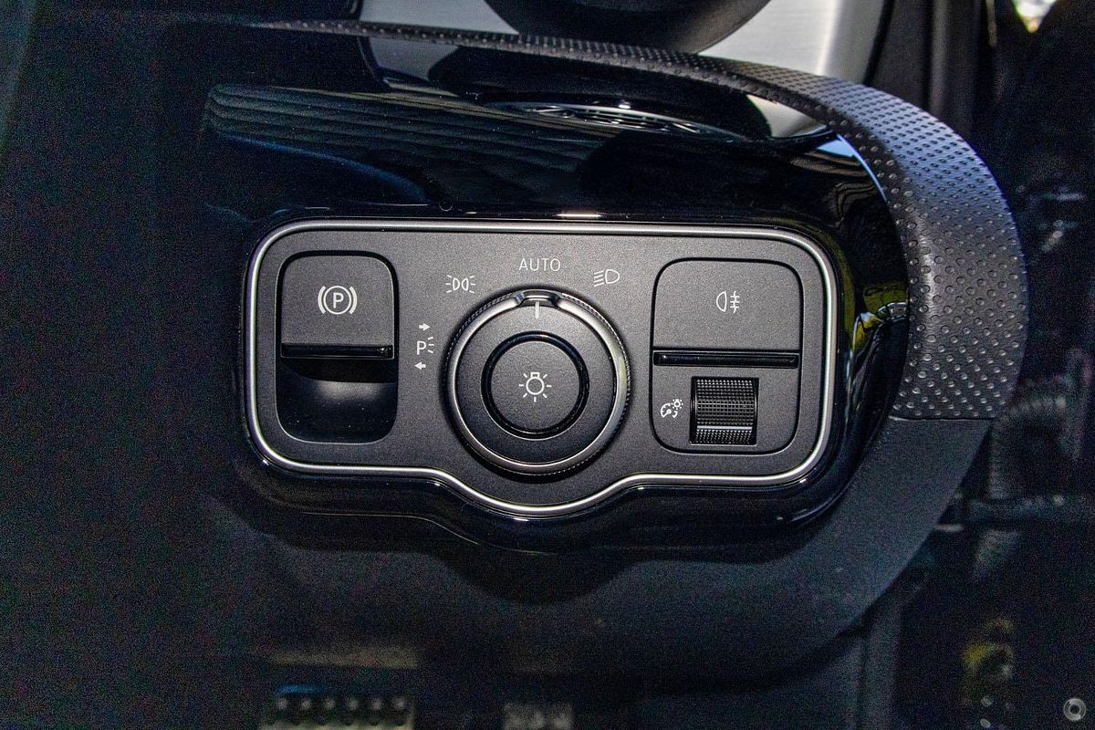 2024 Mercedes-Benz A-Class A200 V177