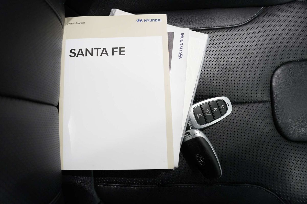 2022 Hyundai Santa Fe Elite TM.V4